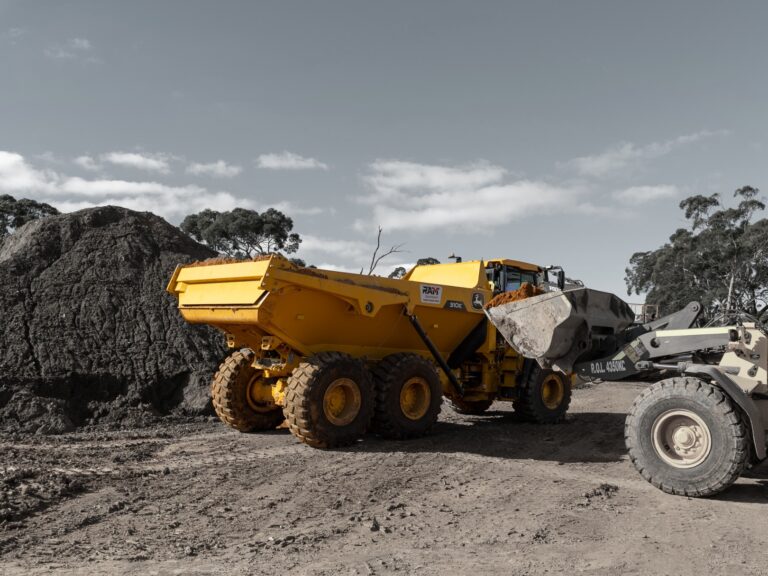 John Deere ADT (28T)