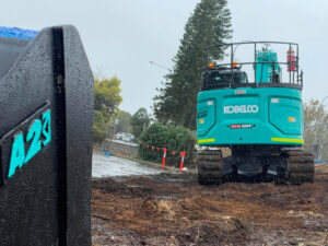 Kobelco Excavator (15T)