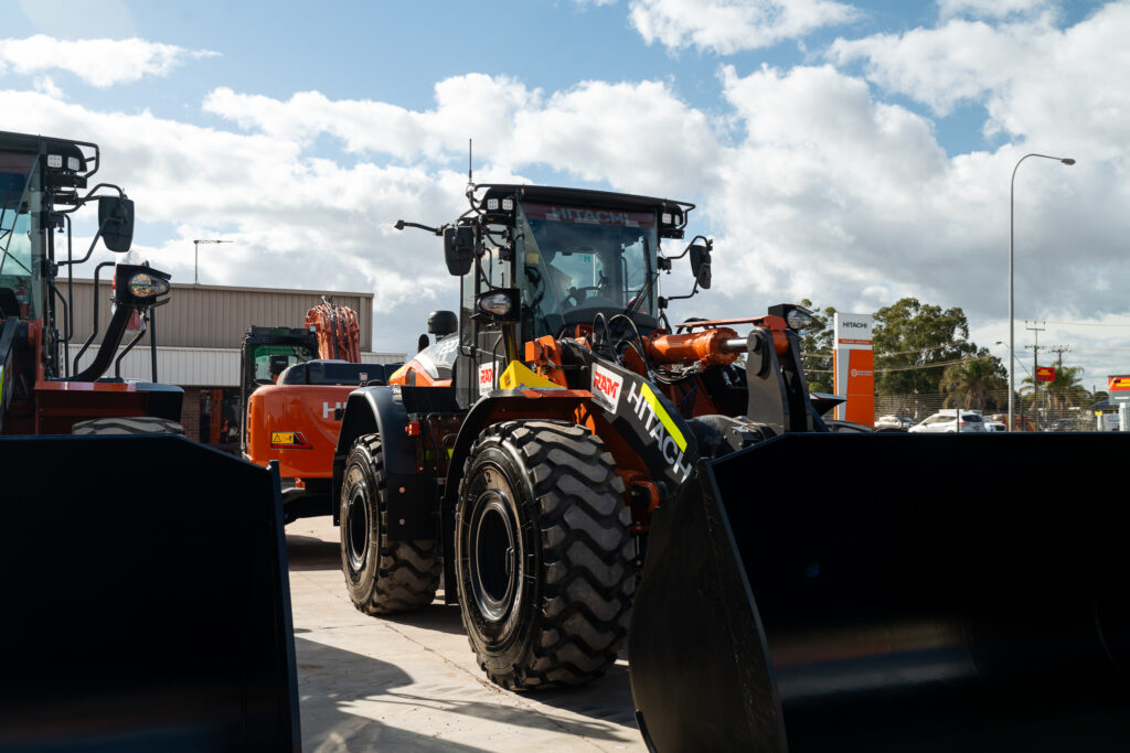 Hitachi Wheel Loader (18T)