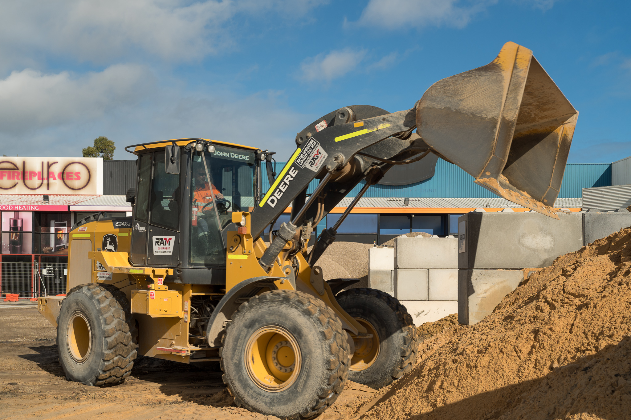 John Deere 624K-II (5) John Deere Wheel Loader (15T)