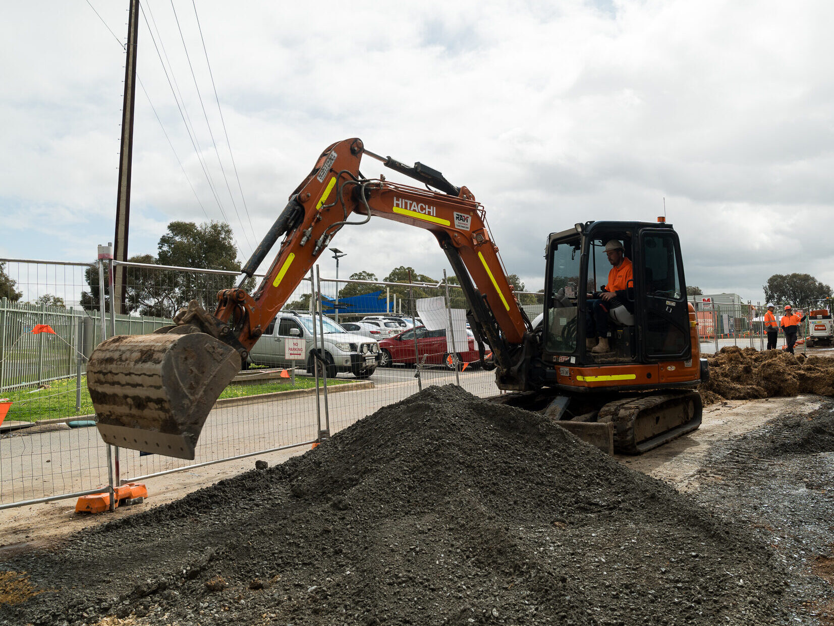 Hitachi 6.5 tonne excavator
