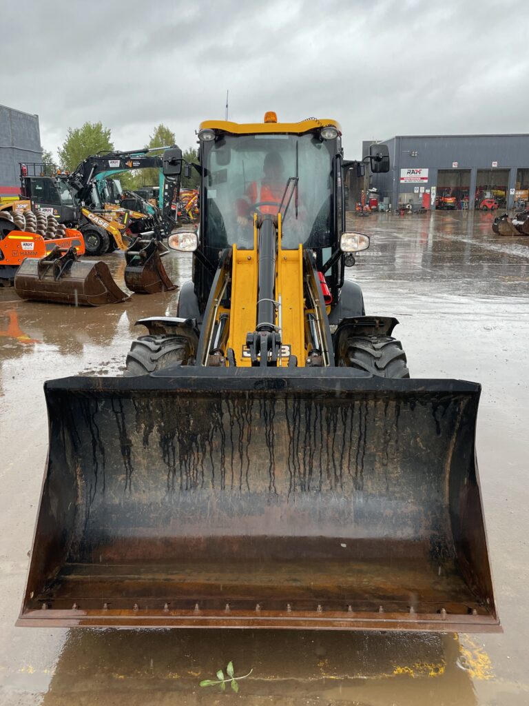 JCB 409 Wheel Loader (LW007)
