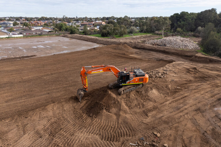 Hitachi Excavator (36T)