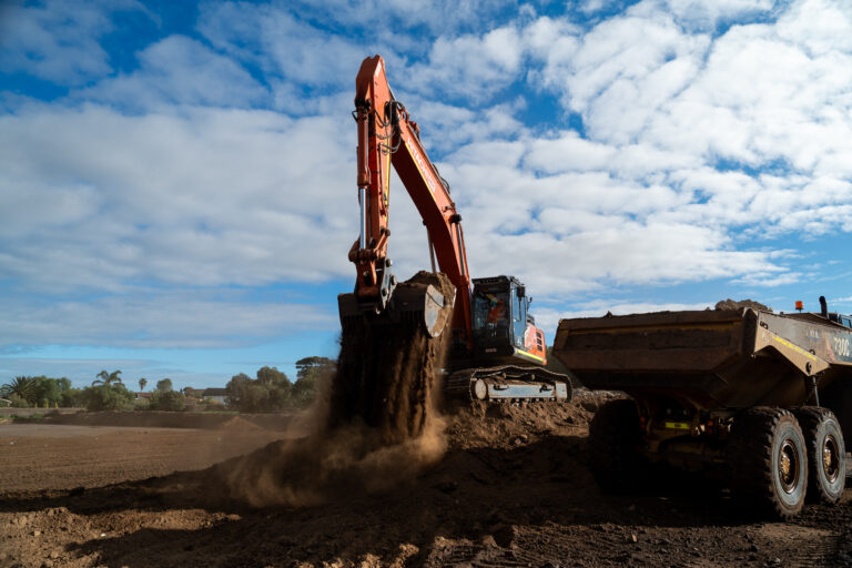 Hitachi Excavator (36T)
