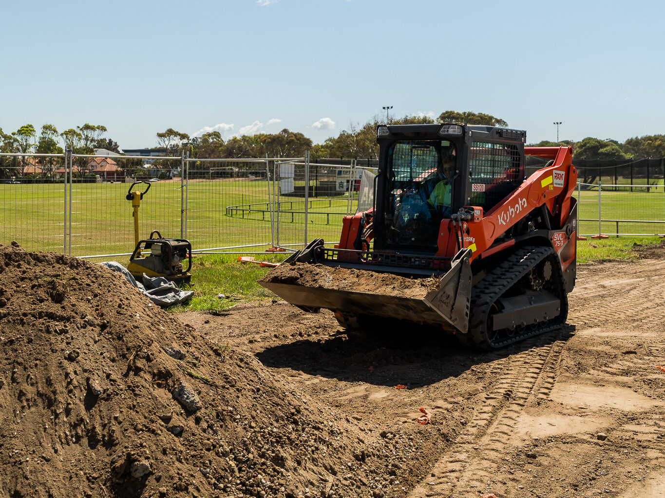 DORKY - RAM EQUIPMENT - 30-10-25 - SOCIAL MEDIA RESOLUTION-41 Kubota SVL75-3 Skid Steer (4T)