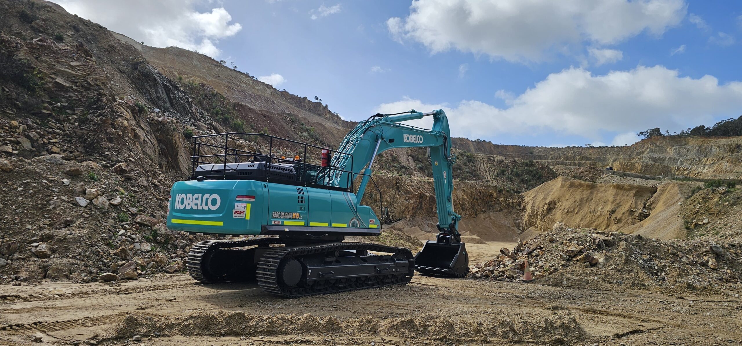 RAM Equipment Kobelco SK500XDLC-10 excavator on Adelaide worksite – excavator hire