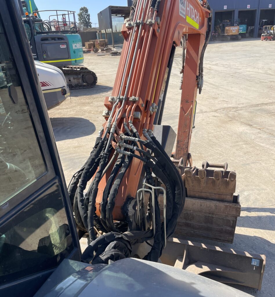 2020 Hitachi ZX65USB-5A excavator (EX130)