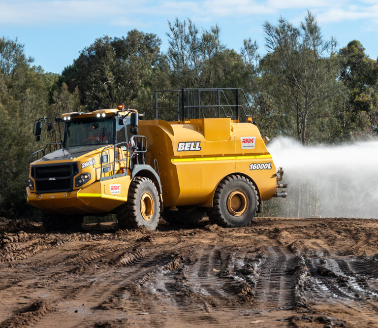 Bell 2806E Water Truck