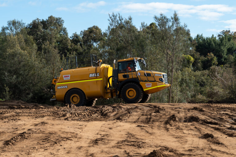 Bell 2806E Water Truck