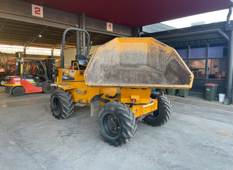 Thwaites 6T Swivel Dumper (SD024)