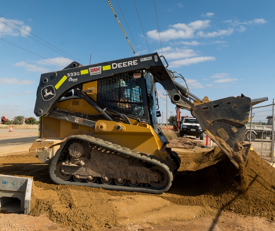 Deere 333G Track Loader (3) Deere Skid Steer (6T)
