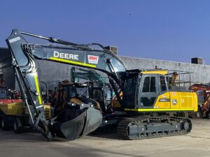 John Deere Excavator (21T)