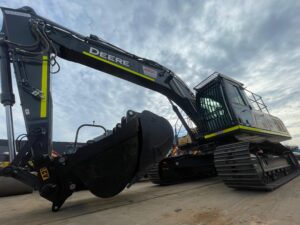John Deere Excavator (21T)