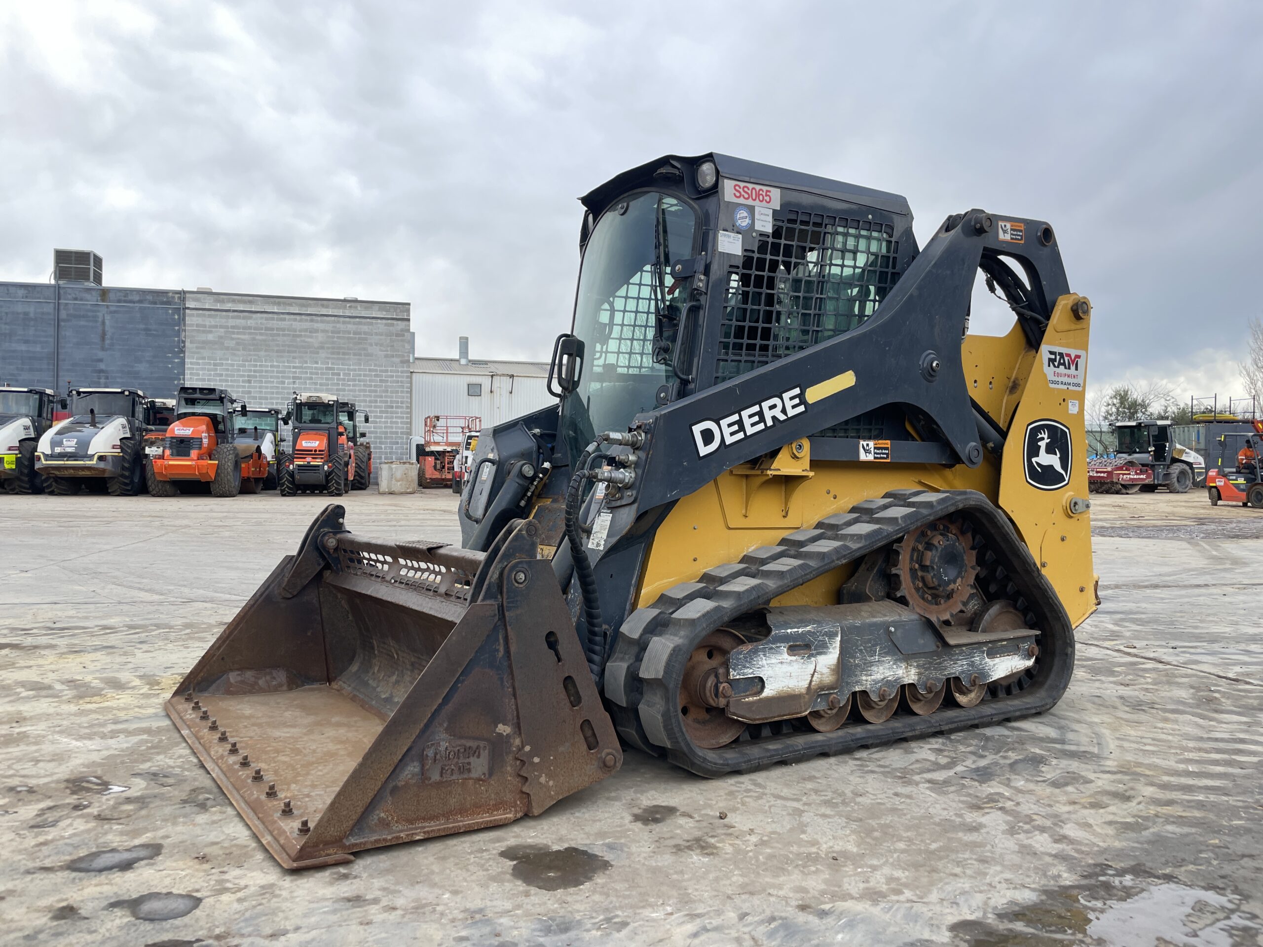 2020 John Deere 317G Skid Steer (SS065)