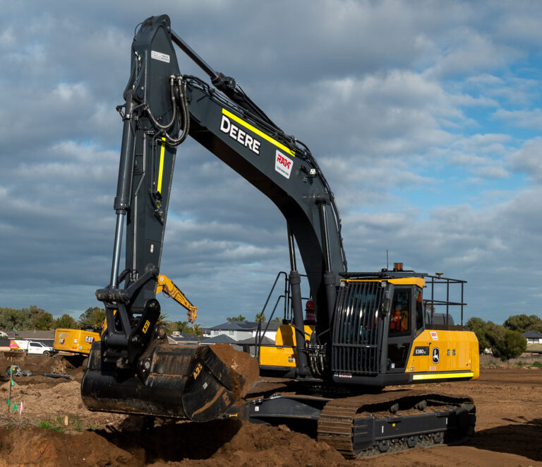 John Deere Excavator (38T)