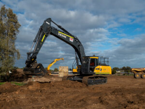John Deere Excavator (38T)