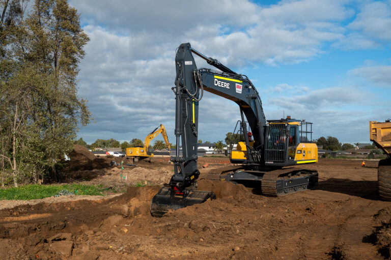 John Deere Excavator (38T)