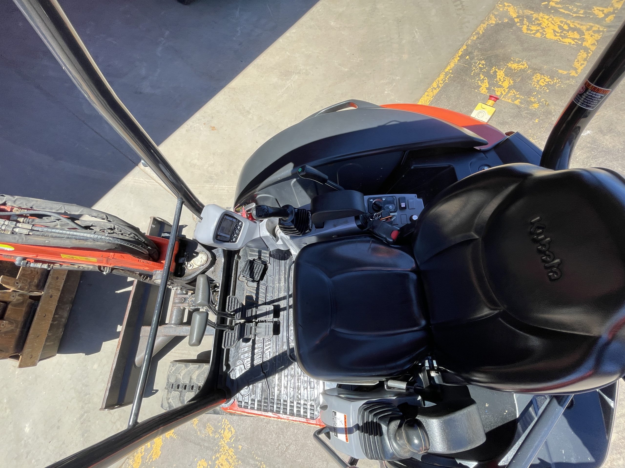 20251112_021748957_iOS 2022 Kubota KX033-4 Excavator (EX252)