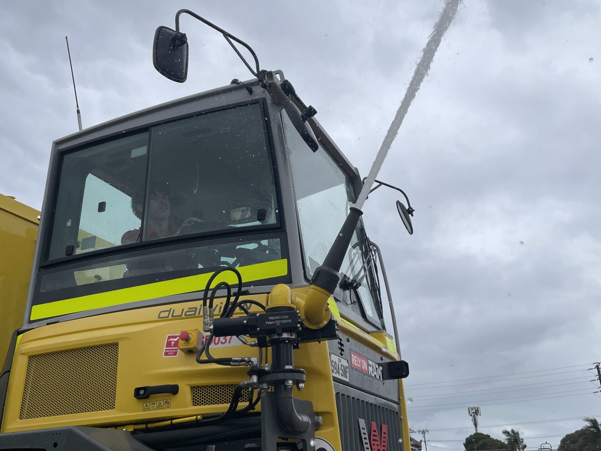 Wacker Neuson DV90 Water Cart (11) Wacker Neuson Water Truck