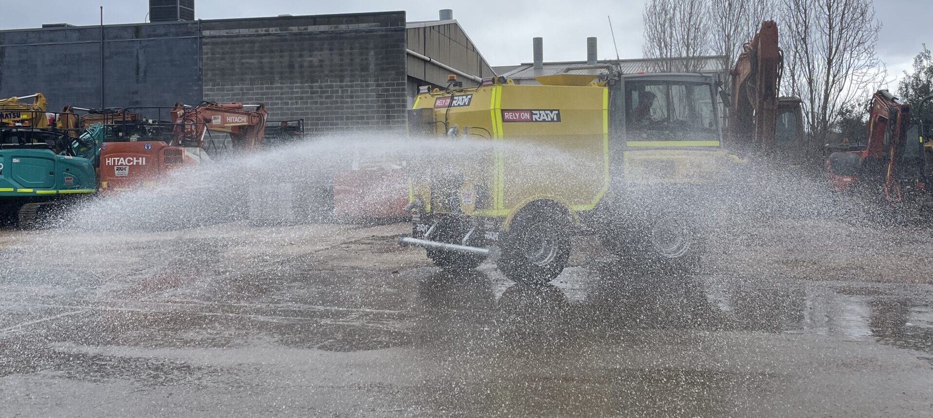 Wacker Neuson DV90 Water Cart (13) Wacker Neuson Water Truck